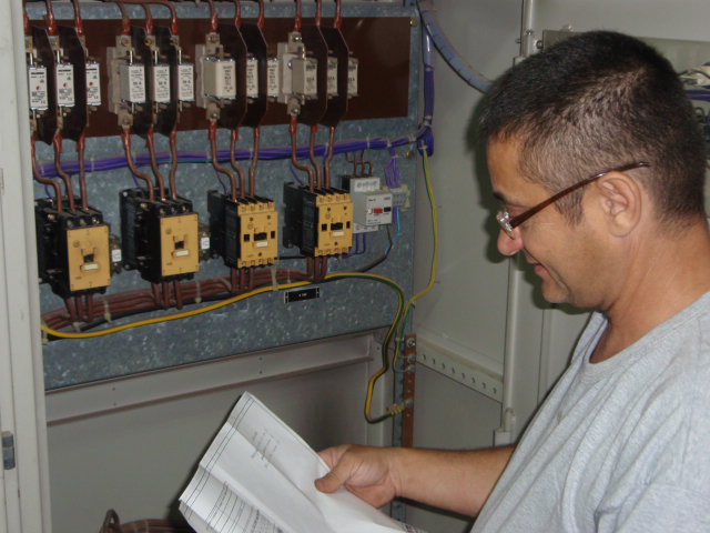 שירותי חשמל לבתים פרטיים